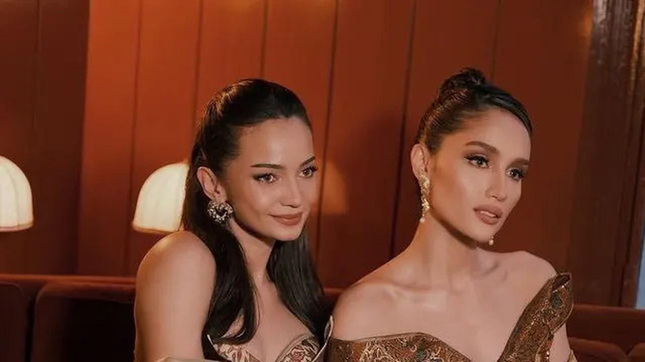 7 Potret Enzy Storia dan Cinta Laura Berbalut Gaun Batik di Paris Fashion Week 2024, Banjir Pujian