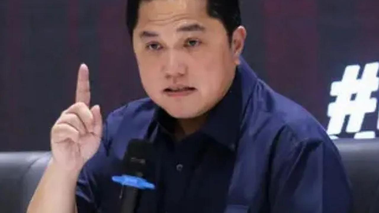 Ketua Umum PSSI Erick Thohir setuju dengan usulan Asosiasi Pesepak Bola Profesional Indonesia (APPI) yang meminta Liga 1 2023/24 dihentikan sementara setelah adanya aksi rasisme dalam laga PSM Makasar melawan Persija Jakarta di Stadion GBK pada 3 Juli 202