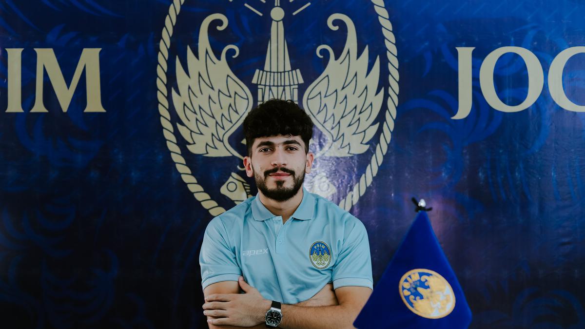 Done Deal! PSIM Yogyakarta Daratkan Bek Timnas Tajikistan Rakhmatsho Rakhmatzoda