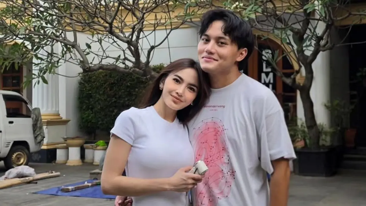Mahalini dan Rizky Febian saat Momen Potong Kurban di Iduladha 2026. [@mahaliniraharja]