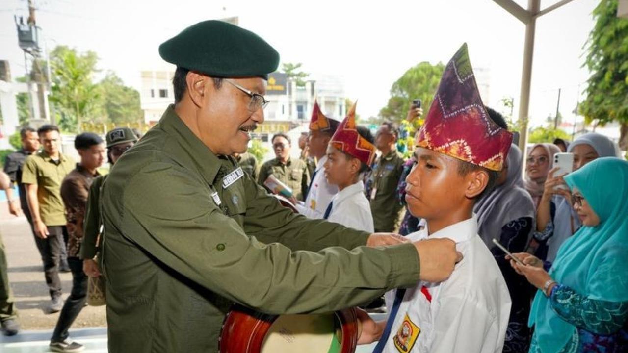 Kisah Inspiratif Muhammad Dzaki: Rela Merantau 65 KM Demi Mimpi di Sekolah Rakyat dan Angkat Derajat Keluarga