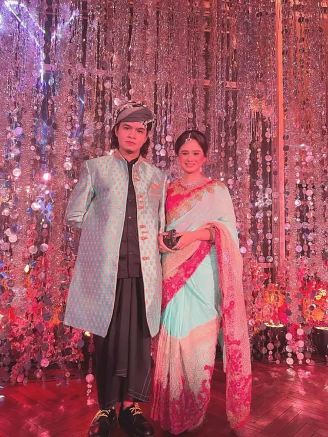 6 Gaya Artis Pakai Baju India di Acara Diwali, Nikita Willy Tampil Glamor Bak Seleb Bollywood