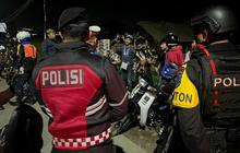 Fakta Unik: Razia Miras dan Knalpot Bising Garut, Puluhan Botol Miras dan Puluhan Knalpot Bising Disita, Amankan Belasan Preman!