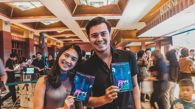 7 Potret Vinessa Inez dan Pacar Barunya, Sudah Dekat dengan Anaknya