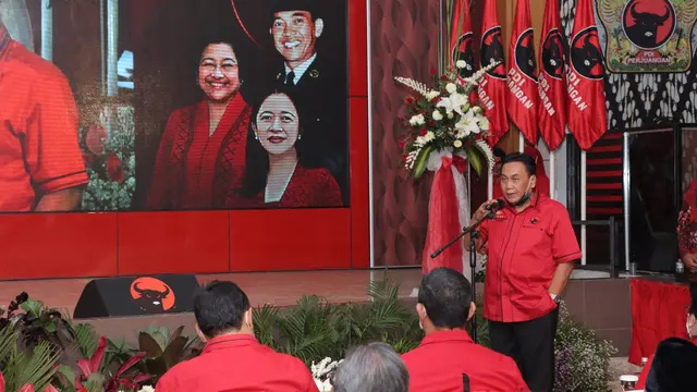 Ketua DPP PDI Perjuangan Puan Maharani saat diacara HUT di Panti Marhen, Semarang. (Foto: Liputan6.com/Felek Wahyu)