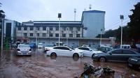 Banjir di Mihe, Kota Gongyi, Provinsi Henan, China tengah. (Xinhua/Li Jianan)