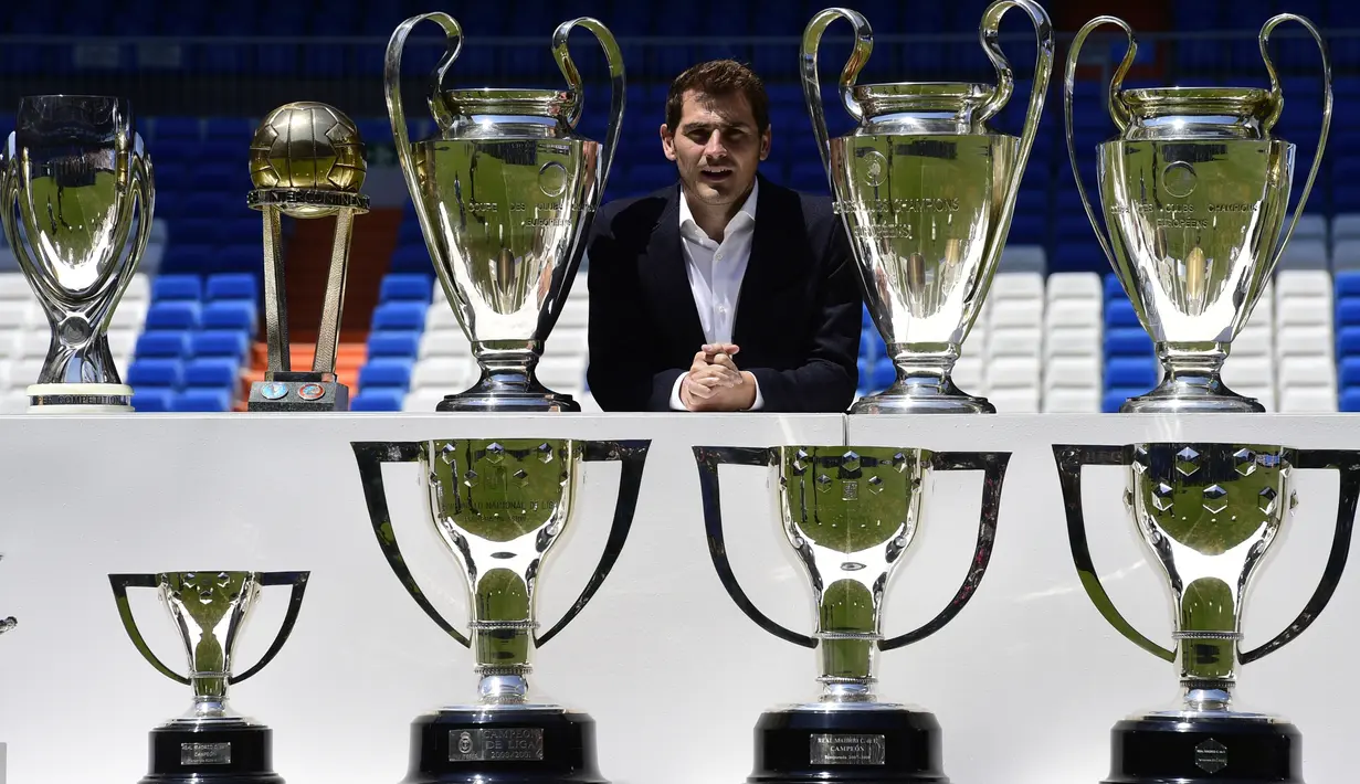 Total, ia mampu mencatatkan 725 penampilan bersama Real Madrid dan turut mempersembahkan lima gelar La Liga Spanyol serta tiga trofi Liga Champions. (AFP/Javier Soriano)