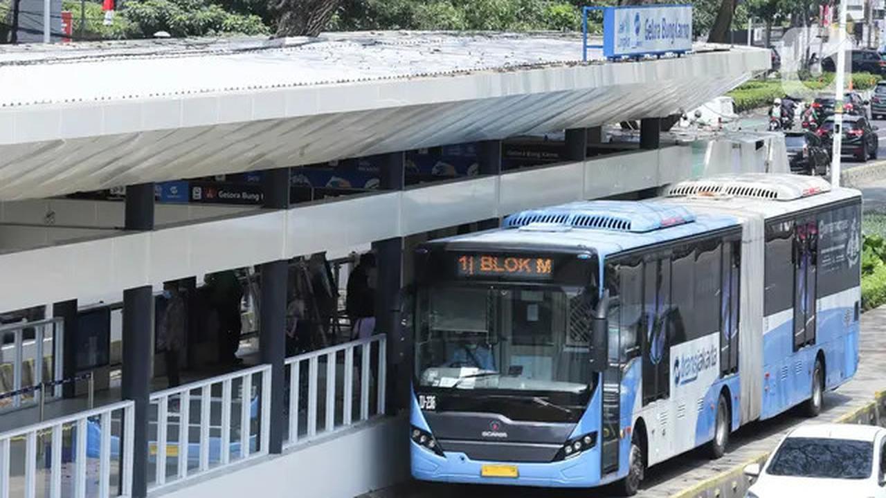 Kereta Jarak Jauh Berhenti di Stasiun Jatinegara Imbas Demo Kwitang, Ini Daftarnya