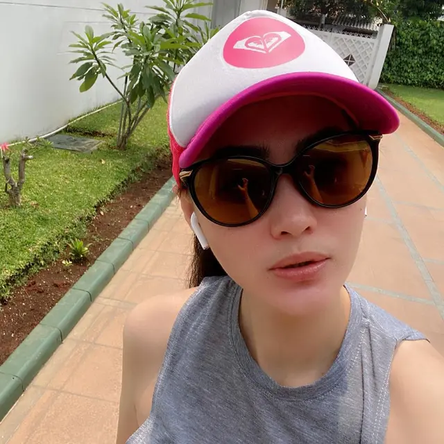 Potret terbaru Chisty Jusung, awet muda di usia 38 tahun. (Sumber: Instagram/christyjusung)