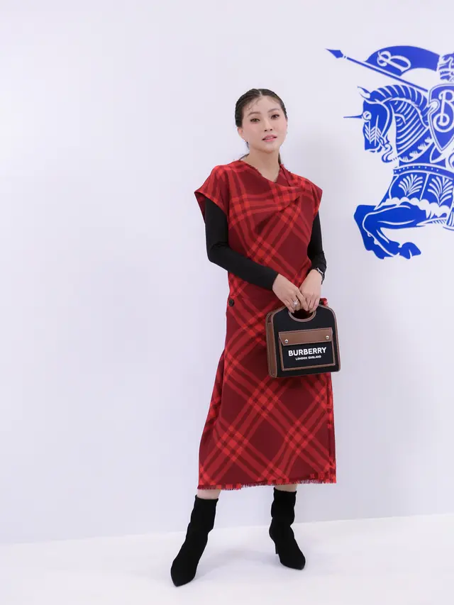 14 Gaya Elegan Artis Wanita Hadiri Acara Burberry Outerwear 2024 di Jakarta, Mikha Tambayong, Syifa Hadju, hingga Aaliyah Massaid