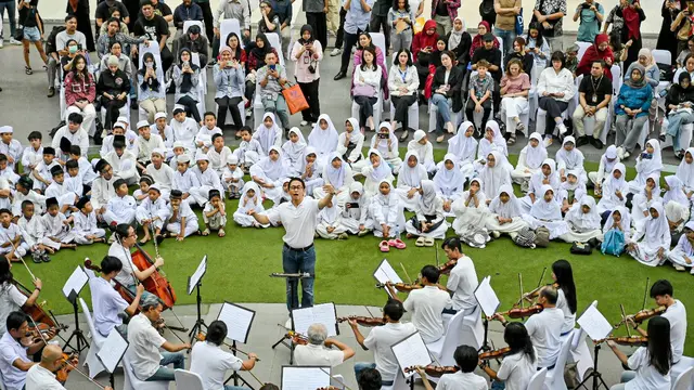 Addie MS dan Twilite Chorus. (ist)