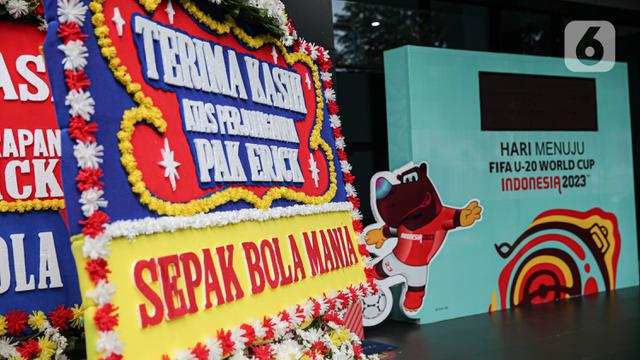 Karangan Bunga Penuhi Kantor PSSI