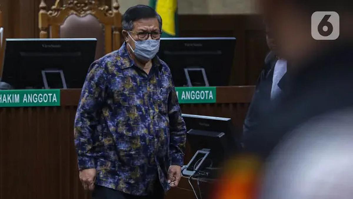 Tiga Hakim Tersangka Suap Vonis Bebas Ronald Tannur Jalani Sidang Pembacaan Dakwaan