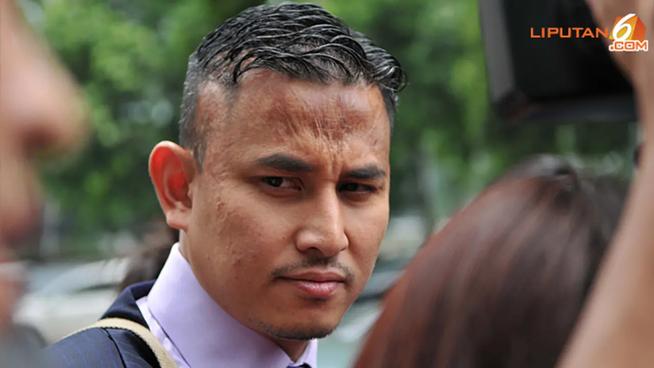 pengacara-gatot-131022b.jpg
