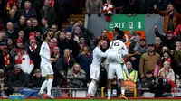 Skor 2-1 untuk keunggulan Manchester United tidak berubah hingga akhir laga. Dengan kemenangan ini, Manchester United menempati posisi kesembilan dengan koleksi 13 poin. (PETER POWELL/AFP)