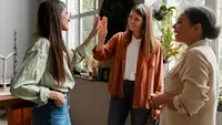 7 Ciri Orang Haus Validasi yang Perlu Dikenali Sejak Dini