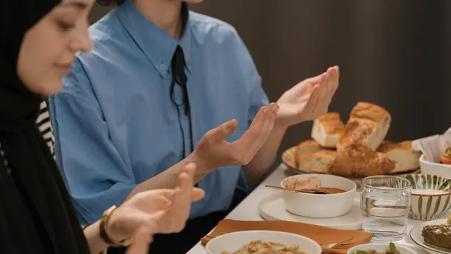 Cuma 15 Menit, Ini Manfaat Jalan Santai Setelah Tarawih atau Sebelum Tidur