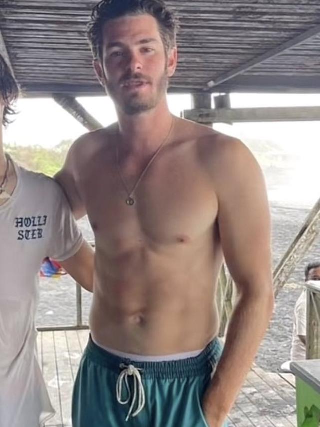 Andrew Garfield Liburan di Bali