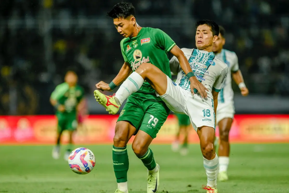 Persebaya Surabaya vs PSBS Biak