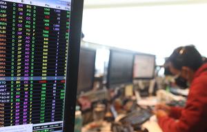 Layar komputer menunjukkan Indeks Harga Saham Gabungan (IHSG) di Jakarta, Kamis (9/9/2021). IHSG Bursa Efek Indonesia (BEI) pada Kamis sore ditutup menguat 42,2 poin atau 0,7 persen ke posisi 6.068,22 dipicu aksi beli oleh investor asing. (Liputan6.com/Angga Yuniar)