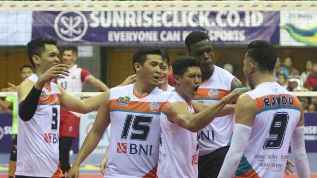 Jakarta BNI 46 Vs Surabaya Bhayangkara Samator