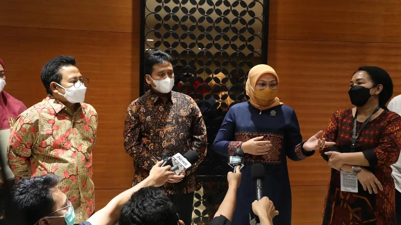 Muhaimin memberikan apresiasi kepada Menaker Ida Fauziyah yang telah memfasilitasi pertemuan konfederasi SP/SB dan Apindo dengan pimpinan DPR.