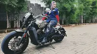 Tips Tampil Keren ala Ladies Biker Bukan Emak-Emak