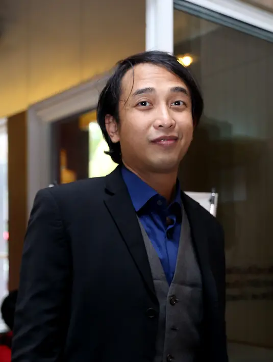 Piyu  yang mendirikan E-Motion dan pemilik distro yang bernama Nushock.  (Andy Masela/Bintang.com)