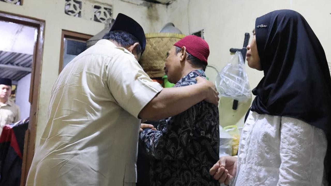prabowo melayat ke rumah affan