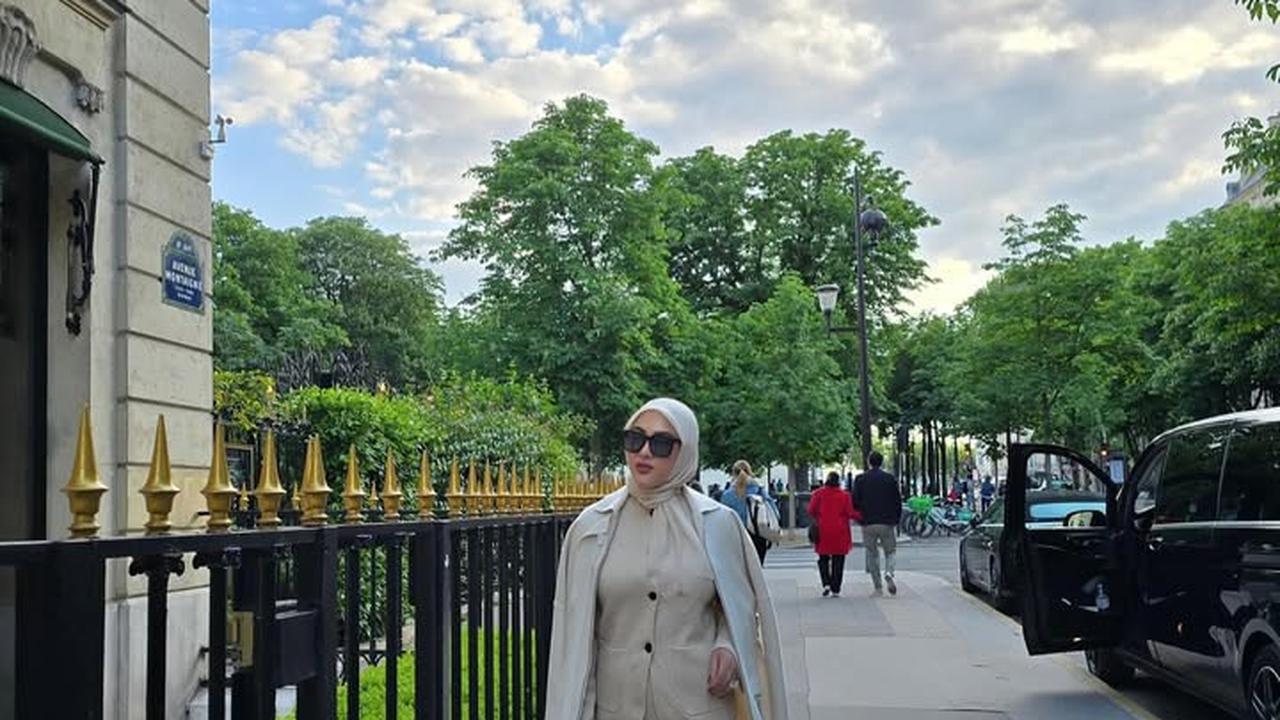 Sederet Potret Syahrini dan Reino Barack Asyik Liburan di Paris, Jalani Private Shopping yang Mewah