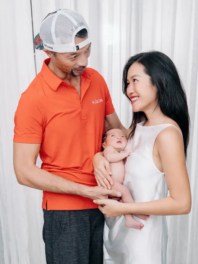 Contoh ilustrasi posisi gendongan yang nyaman