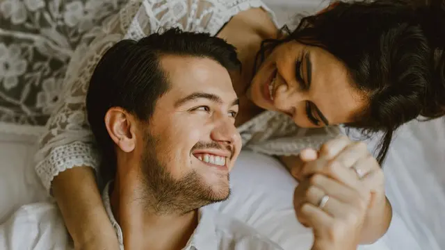 [Bintang] Marissa Nasution dan Suami