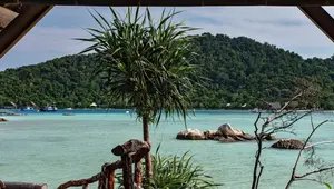 4 Resor Indonesia Masuk Daftar Hotel Pantai Terbaik Asia Tenggara untuk Bulan Madu hingga Berselancar
