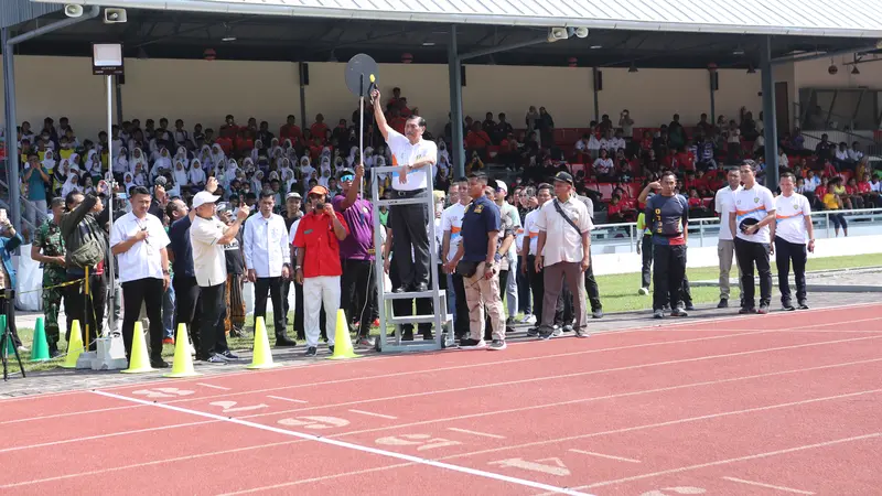 Pembukaan Kejurnas Atletik 2023 oleh Luhut Binsar Pandjaitan