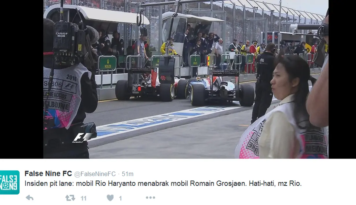 Insiden senggolan Rio Haryanto dan Romain Grosjean ini mengakibatkan sayap depan kiri mobil Rio Haryanto mengalami kerusakan. (Bola.com/Twitter)