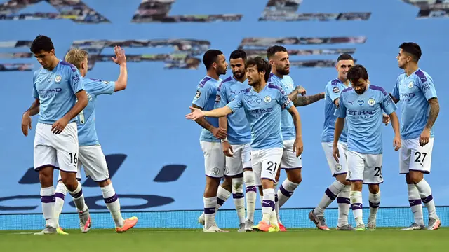 Manchester City Bungkam Burnley 5-0