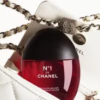 N°1 DE CHANEL Serum-in-Mist (Foto/Sumber: CHANEL)