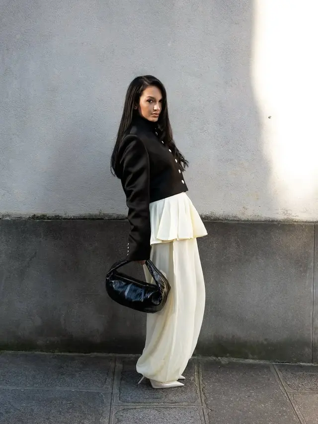 Goodbye Bubble Skirt, Hello Bubble Pants! Tren Baru Runway hingga Street Style 2025