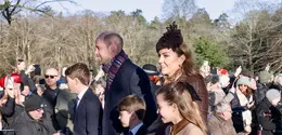 Intip gaya Kate Middleton di acara Kebaktian Natal Kerajaan Inggris (@voguegermany)