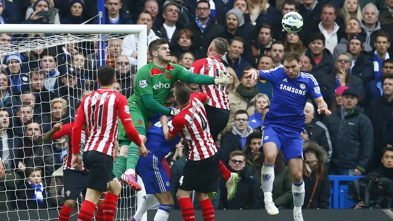 Kiper Southampton Fraser Forster 