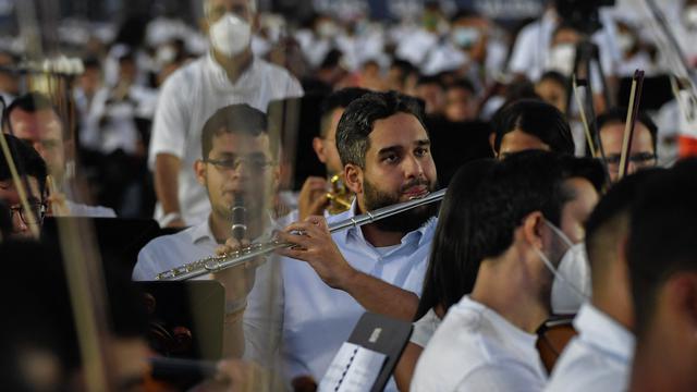 12 Ribu Musisi Venezuela Tampilkan Orkestra Terbesar di Dunia