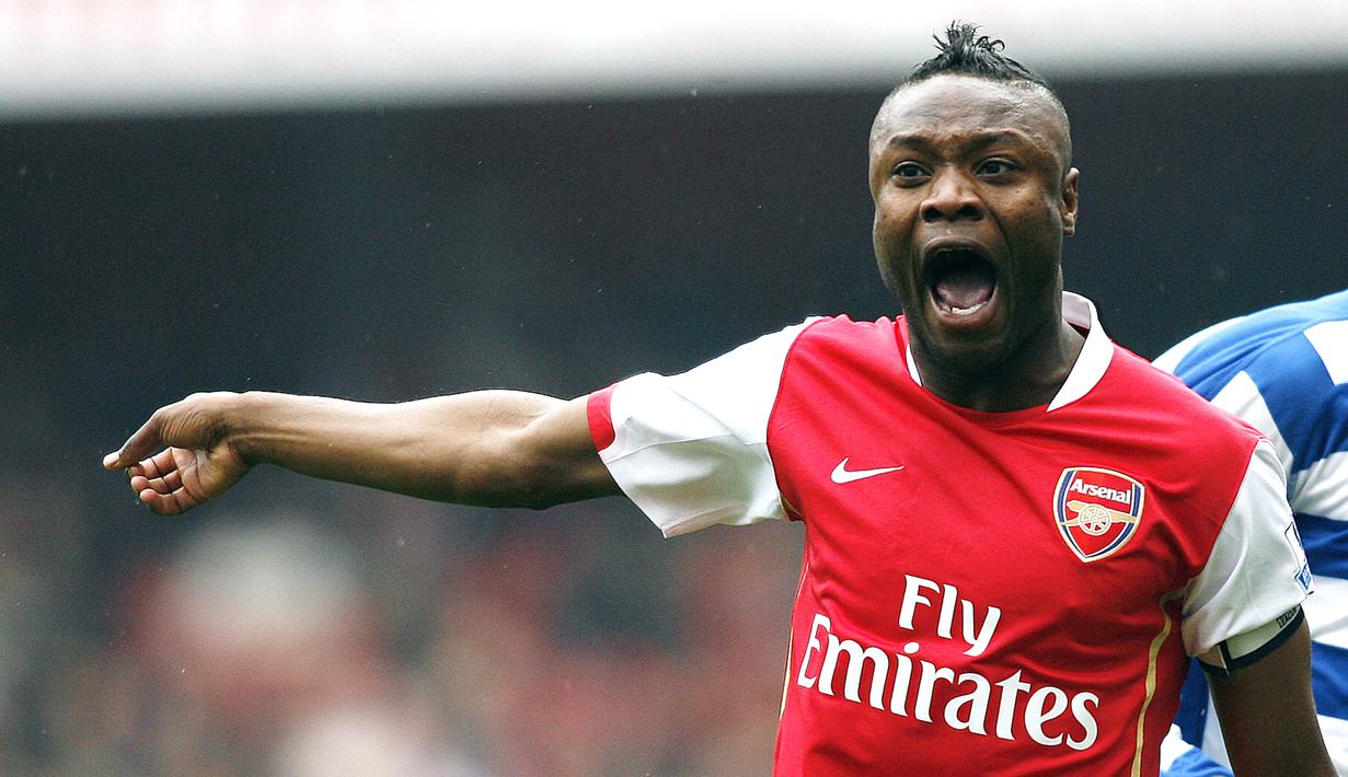 7. William Gallas - Setelah 5 tahun berseragam Chelsea pada 2001-2006, Gallas memutuskan bergabung dengan Arsenal pada 2006-2010. (AFP/Glyn Kirk)