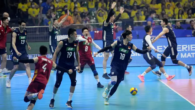 Foto: Aksi-Aksi Menarik di Volleyball Nations League 2022