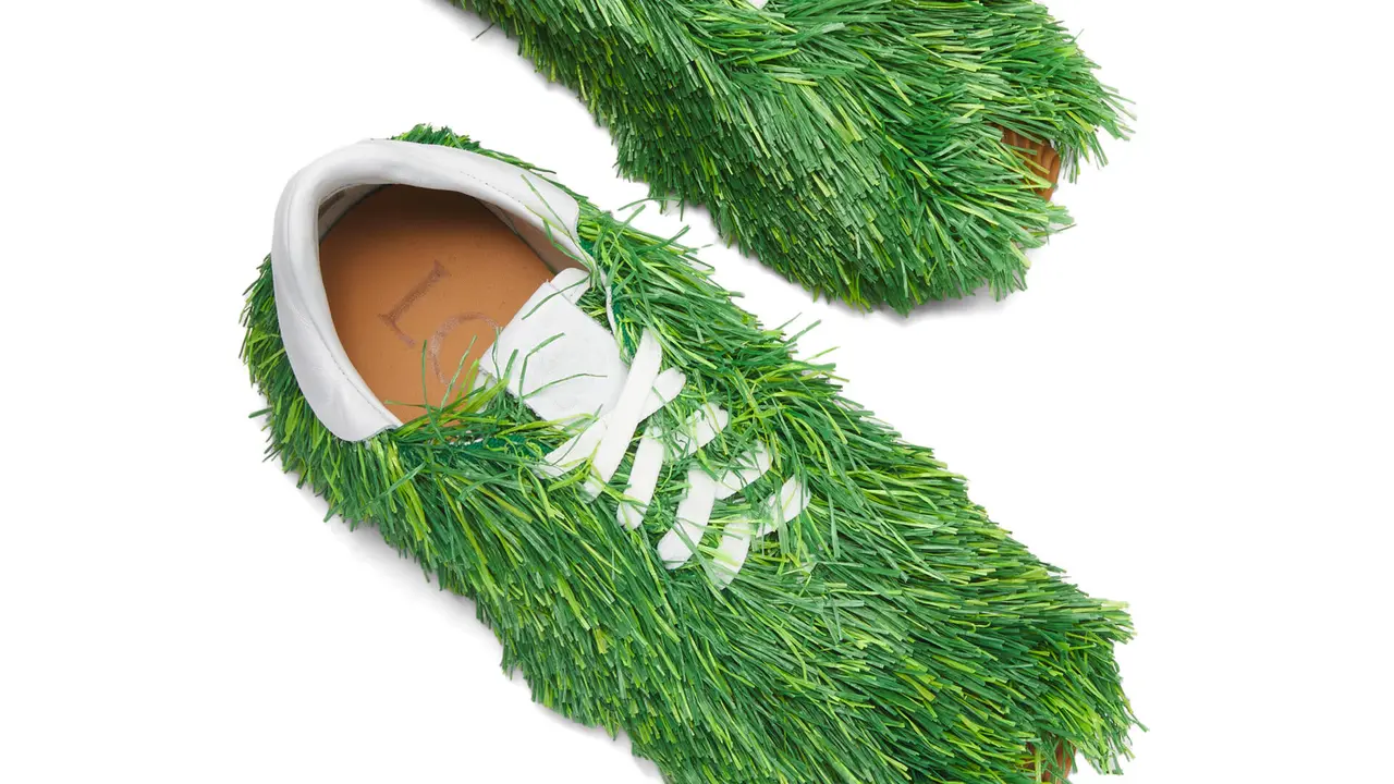 Sneakers Rumput Viral Seharga Rp25 Juta Dirilis, Tertarik Beli?