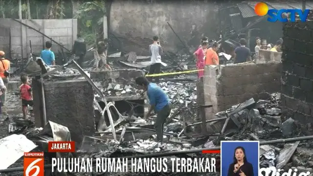 Warga mengaku, kebakaran berlansung cepat sehingga warga sulit menyelamatkan harta benda mereka.