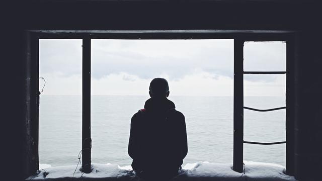 Ilustrasi sendirian atau menyendiri.