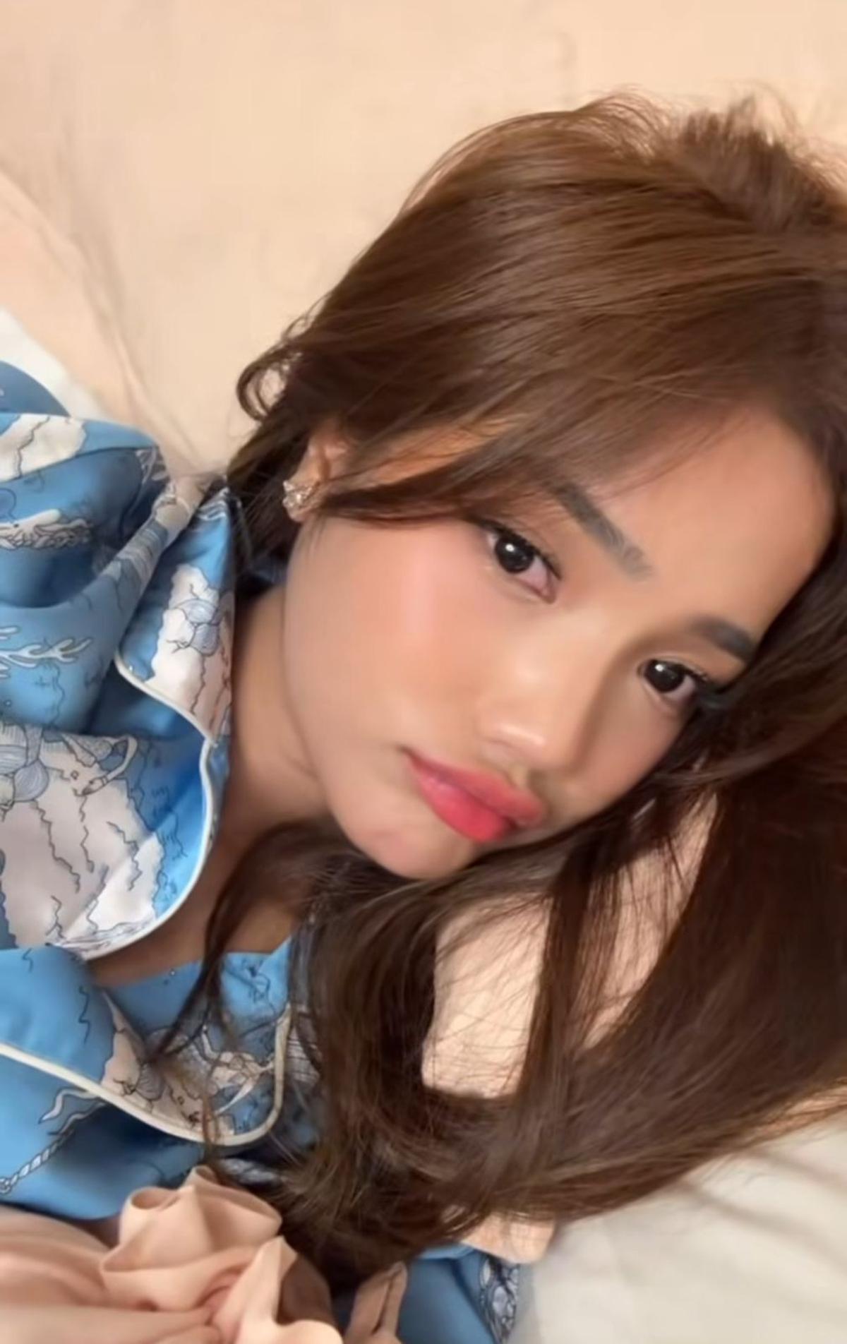 Momen Fuji Gak Rela Hapus Makeup MUA, Bikin Ngakak: "Pengennya Keluar Terus!"