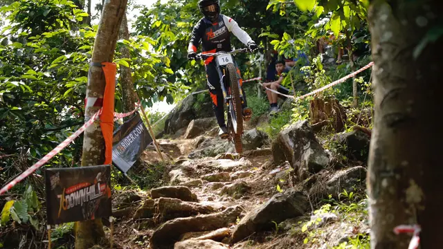 Andy Prayoga - 76 Indonesian Downhill 2022 Seri 2 - 10 Desember 2022