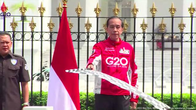 Deretan Potret Keseruan Parade Pembalap MotoGP di Istana Merdeka