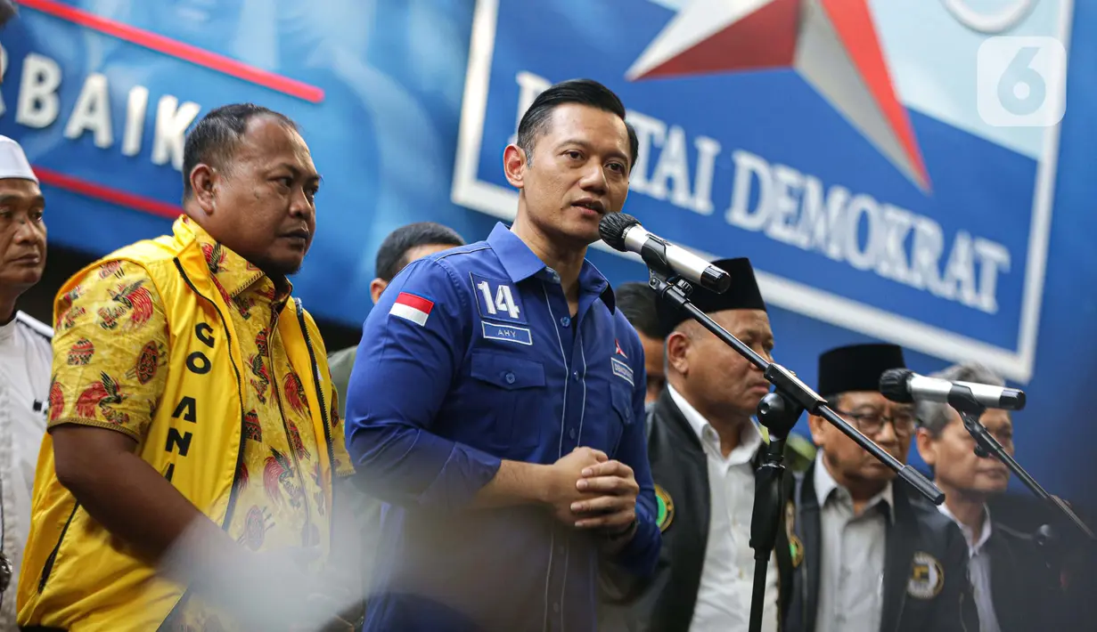 Pertemuan antara Sekber KIB dengan AHY masih berlangsung di DPP Partai Demokrat, Jalan Proklamasi, Menteng, Jakarta Pusat. (Liputan6.com/Faizal Fanani)